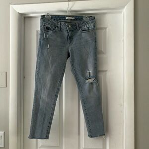 Levi’s 711 Skinny Jeans